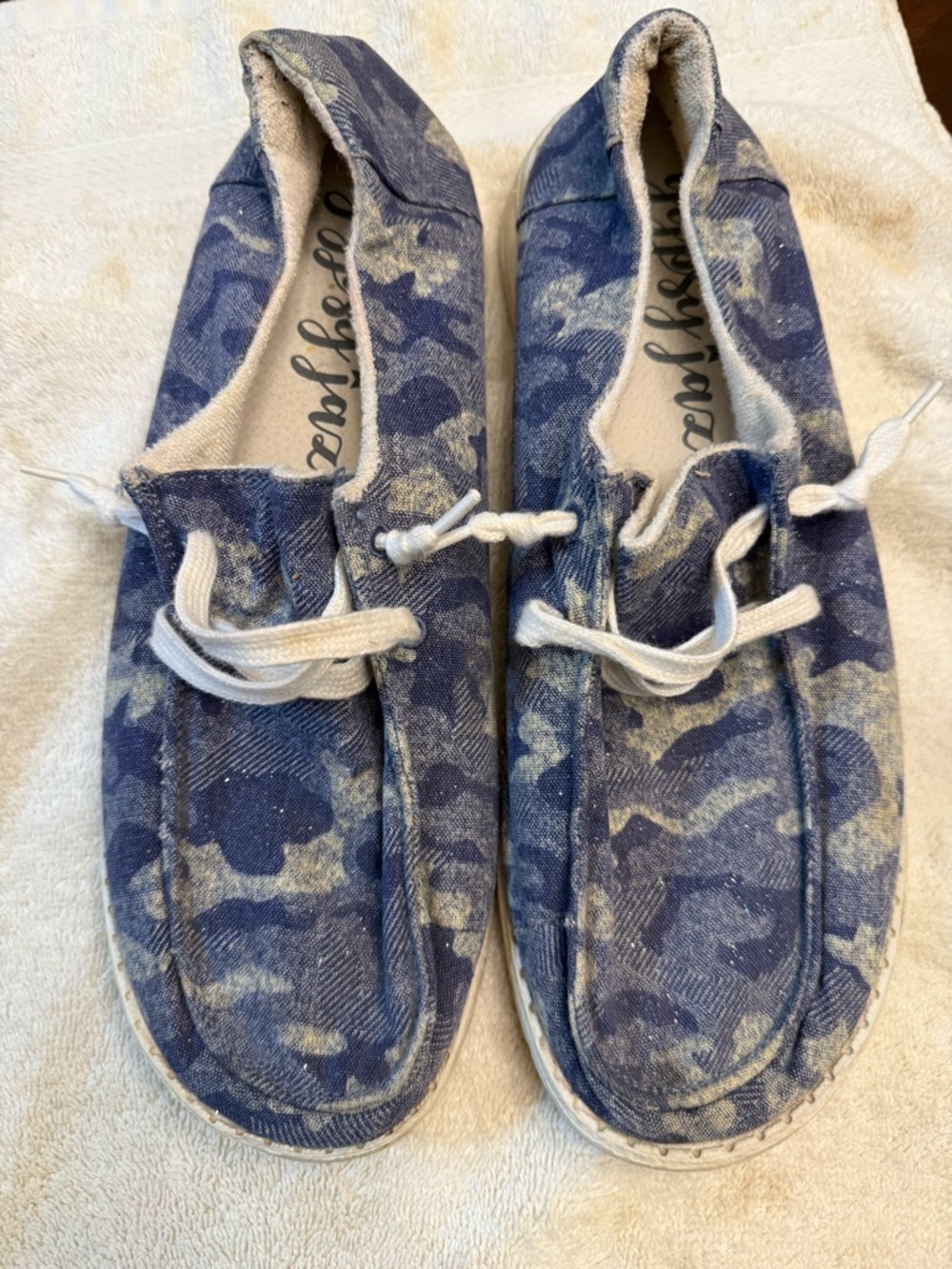 Gypsy Jazz Blue camo  Slip-On Shoes